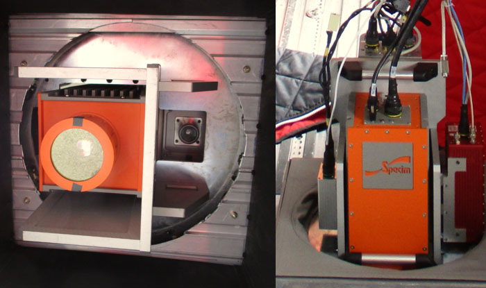 zur Vergrößerungsansicht des Bildes: Zwei Fotos zeigen die im Flugzeug eingebauten Aisa-Kameras. Im linken Bild sieht man die Optiken der nach unten ausgerichteten Kameras. Das rechte Bild zeigt das Messsystem, wie es in die Flugzeugkabine integriert ist. Foto: Elena Ruiz-Donoso / Universität Leipzig