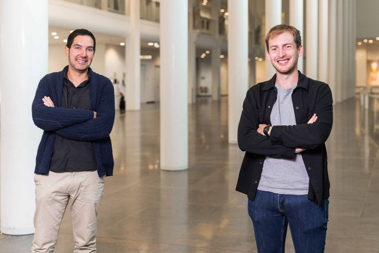 Dr. Alejandro Armas-Díaz und Pre-Doc Dennis Hof bei der Auftaktveranstaltung zum Pre-Doc Award im Oktober 2020.