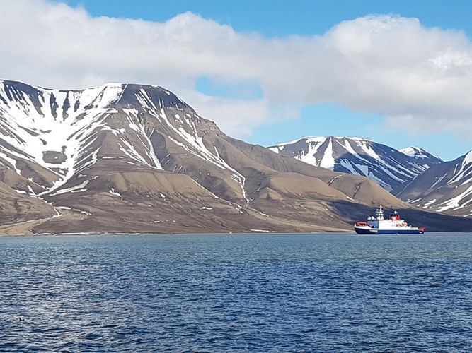 Eisbrecher „Polarstern“ in der Arktis