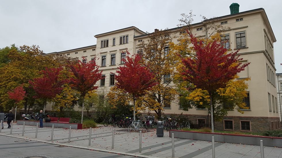 enlarge the image: Institute building on Liebigstraße