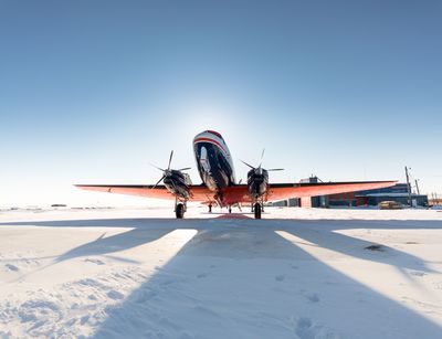 Frontalansicht eines Forschungsflugzeugs