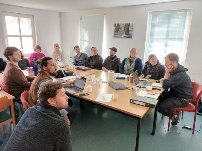 Discussion during the first PhD student and Early career Scientists Meeting, Photo: A. Köhler