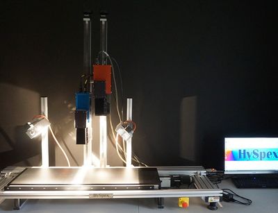 Laborkonfiguration des Hyperspektralen Zeilenscanners HySpex VNIR-1800 & SWIR-384