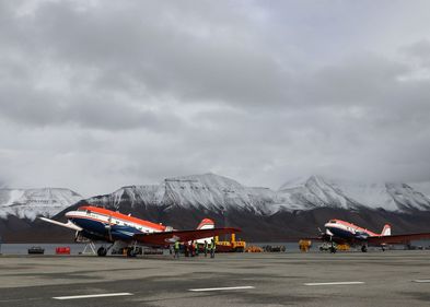 Mit den Forschungsflugzeugen Polar 5 und Polar 6 des Alfred-Wegener-Instituts starten die Wissenschaftler von Spitzbergen aus. Mit den Forschungsflugzeugen Polar 5 und Polar 6 des Alfred-Wegener-Instituts starten die Wissenschaftler von Spitzbergen aus.