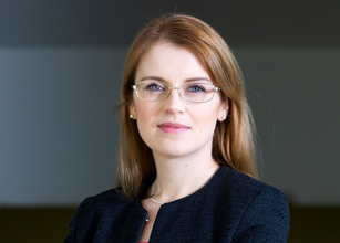 Portrait of Prof. Dr. Mareike Zink