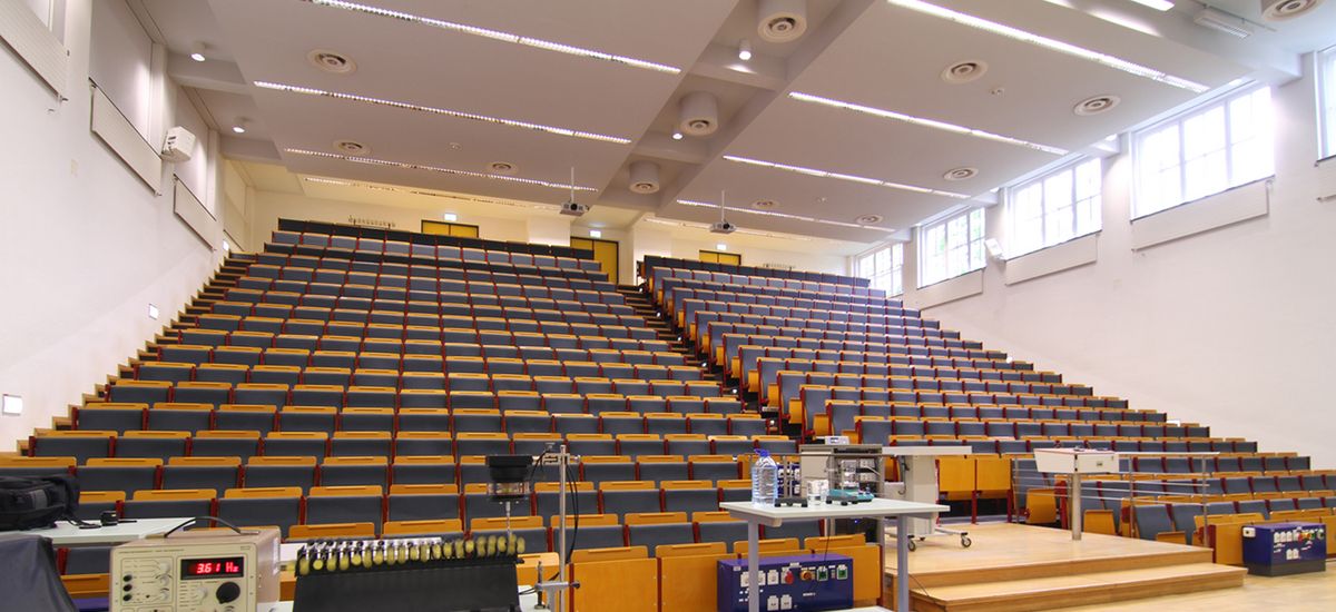 View of the Large Lecture Hall at Linnéstraße 5 from below