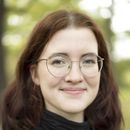  Nelly Pomnitz